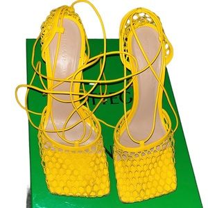 BOTTEGA VENETA STRETCH SANDAL WEB EGG YOLK (YELLOW)